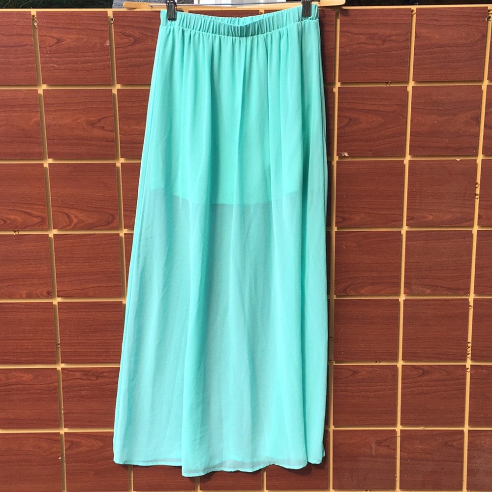 Forever 21 long Skirt NWOT